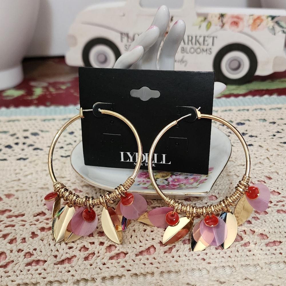 NWT Lydell Earrings